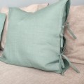 lniana-poszewka-na-poduszke-z-trokami-szalwiowa-zielen