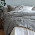lniana-posciel-z-guzikami-srebrzysta-szarosc