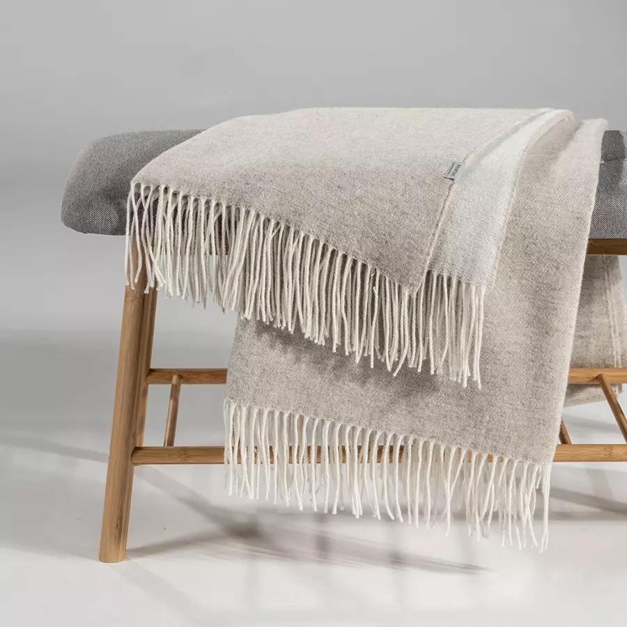 koc-welniany-z-kaszmirem-kawa-z-mlekiem