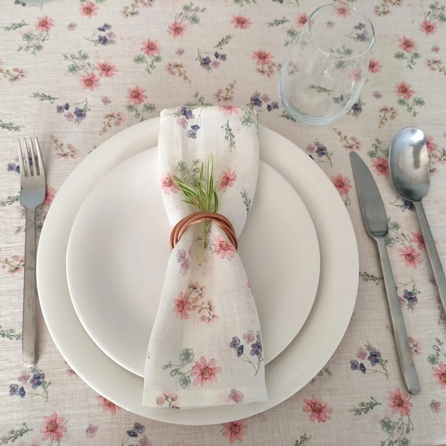 lniana-serwetka-kwiatki
