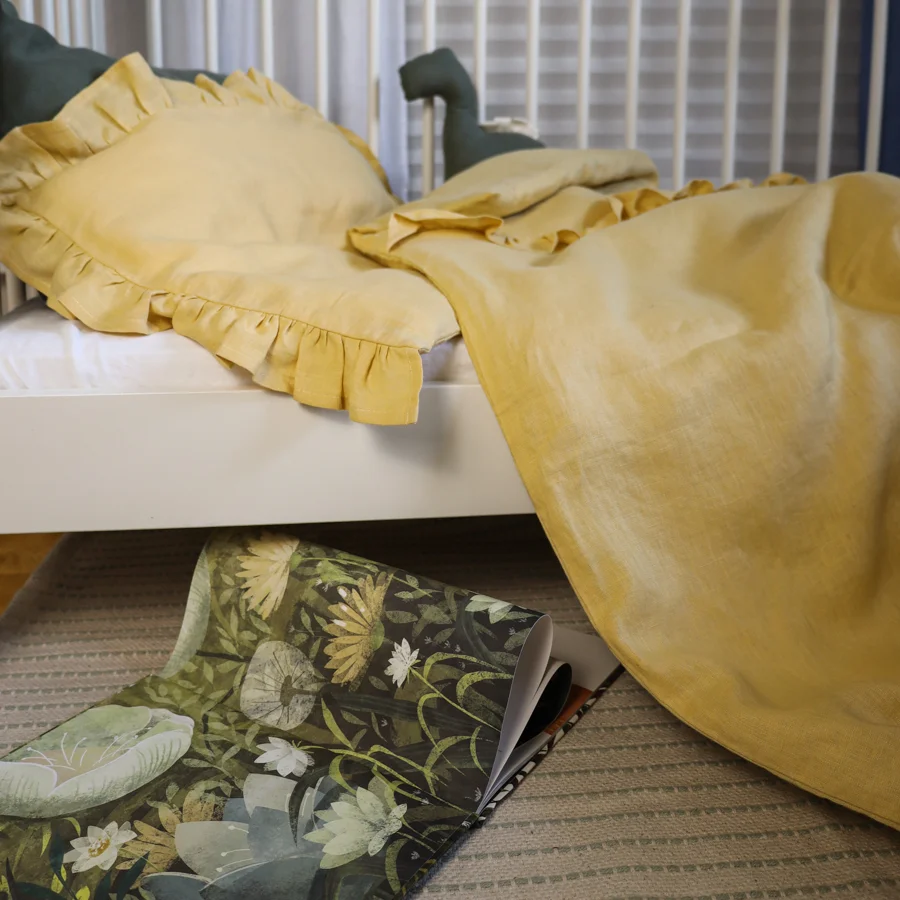 lniana-posciel-dla-dzieci-z-falbanka-zolty