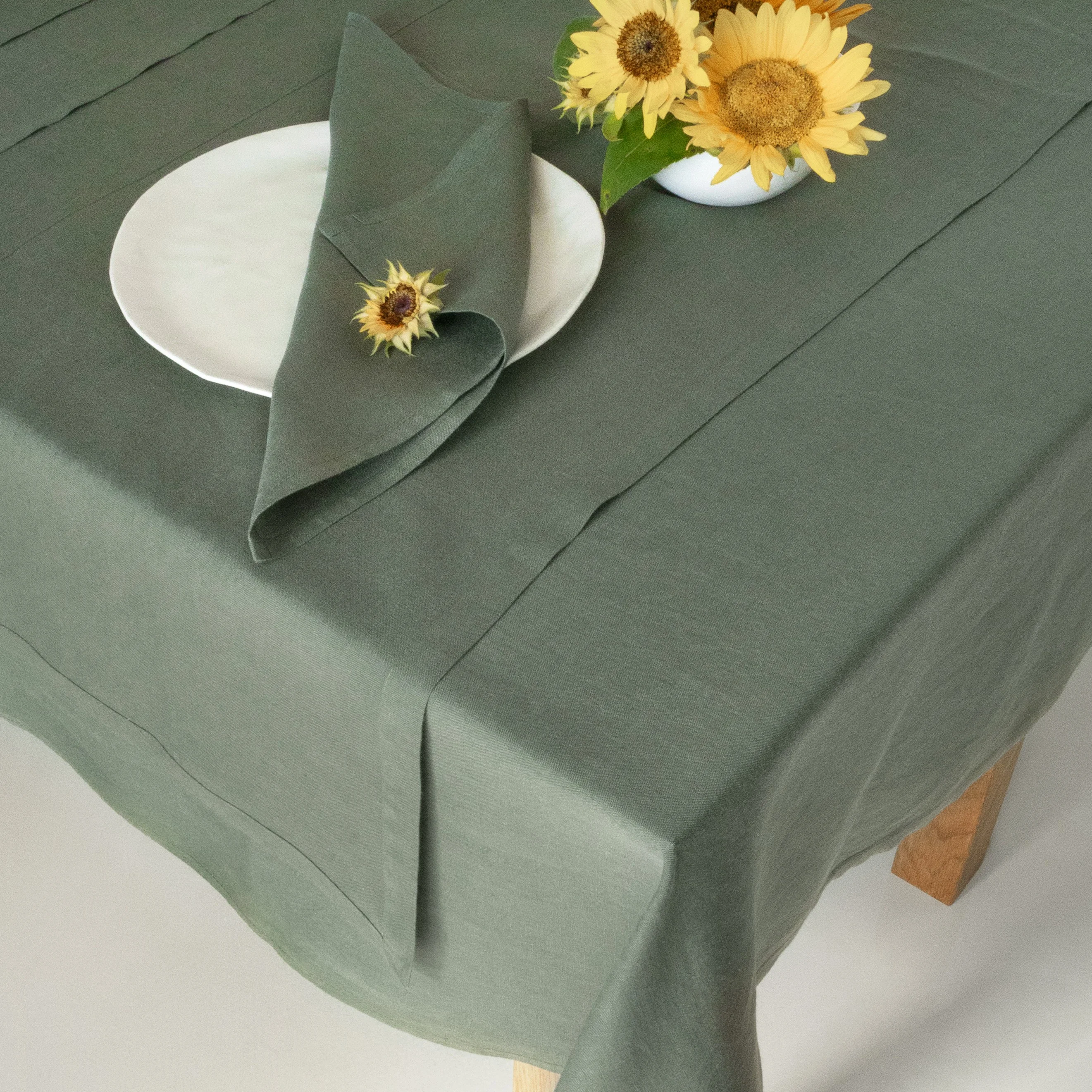 lniany-obrus-zielen-khaki